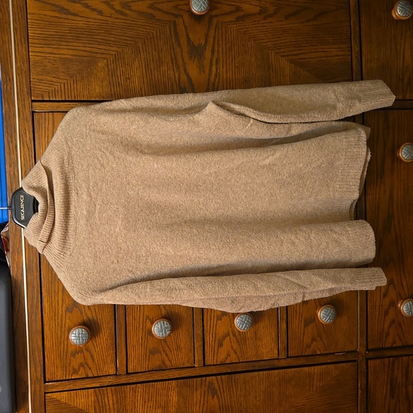 J CREW neutral turtleneck sweater size M - Picture 6 of 7